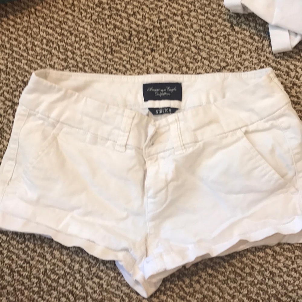 White American eagle shorts